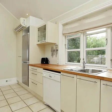 Two-bedroom Holiday In Holbaek 2 *