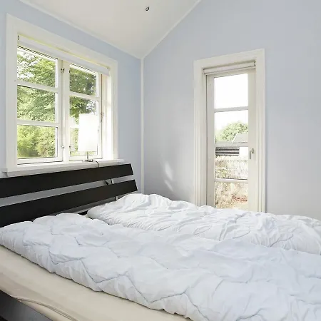 Two-bedroom Holiday In Holbaek 2 Holiday home *