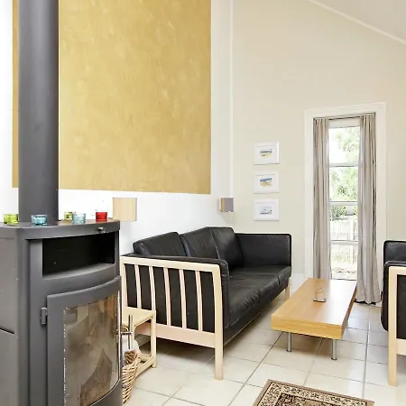 Holiday home Two-bedroom Holiday In Holbaek 2 *